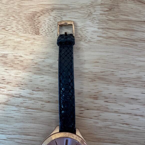 Michael Kors MK-2322 Rose Gold Dial Watch with Black Leather Double Wrap Strap - Picture 8 of 11